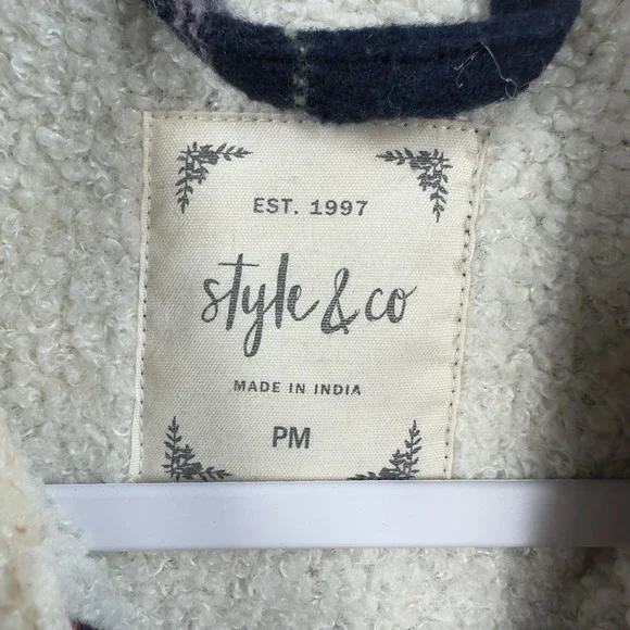 Style &‎ Co Sherpa Lined Flannel Shacket Women's MP Cozy Chic Heavy Blue Plaid - Picture 4 of 10